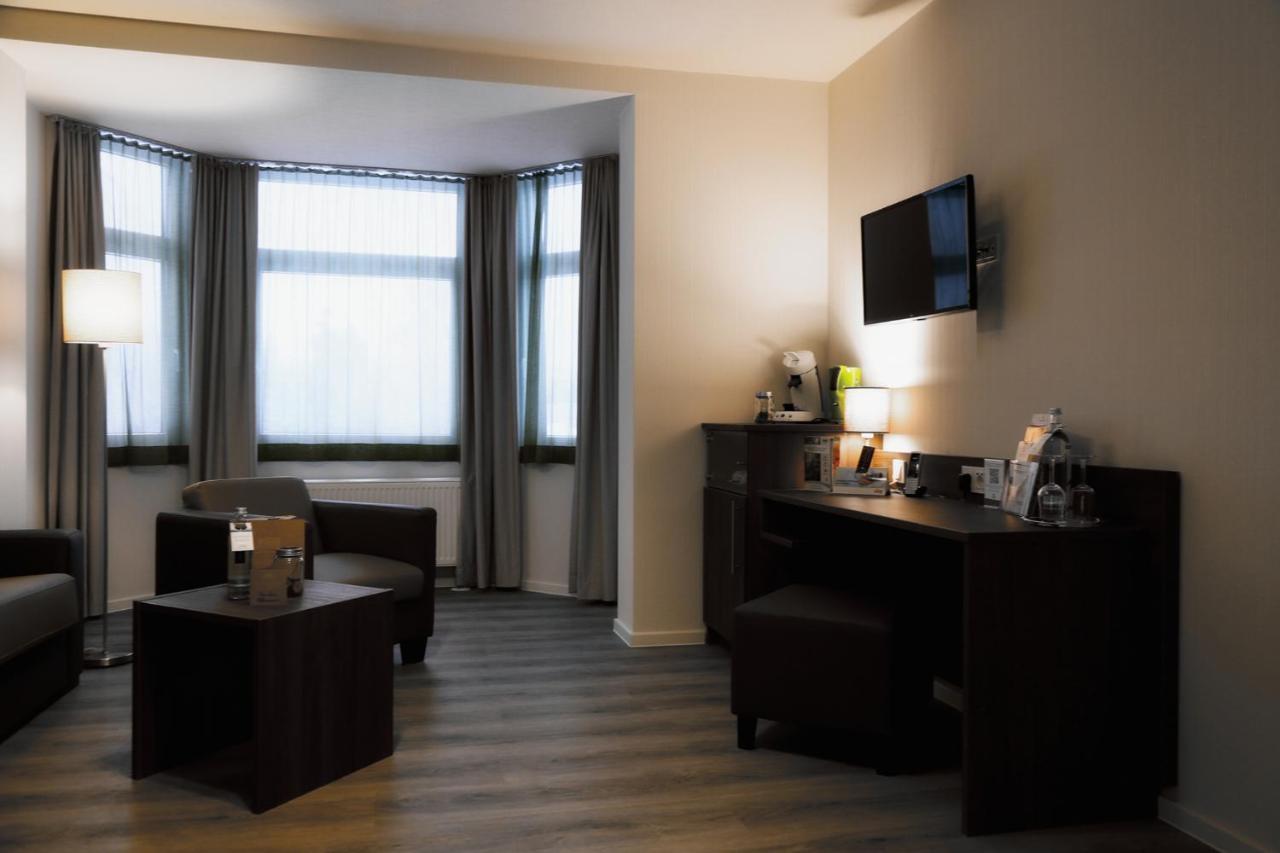 Konsumhotel Am Park オーバーホーフ エクステリア 写真