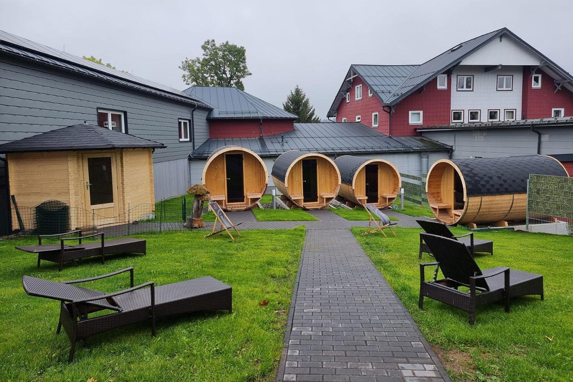 Konsumhotel Am Park オーバーホーフ エクステリア 写真